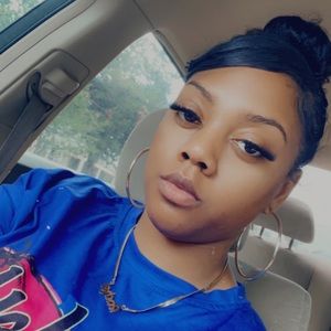 Meet your Posher, Ralisha